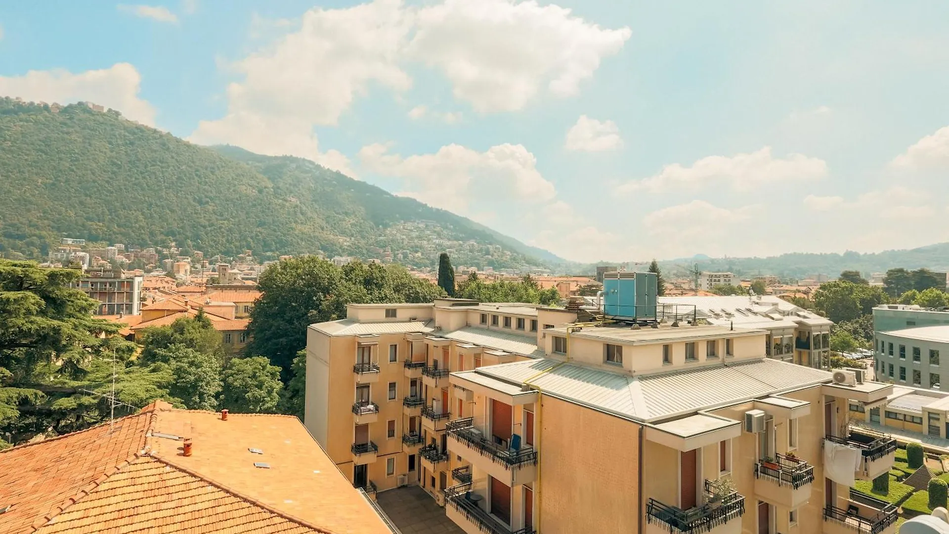 Daire Appartamento Romantico Como İtalya